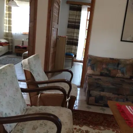 Shared With Garden Near Balaton * زاماردي