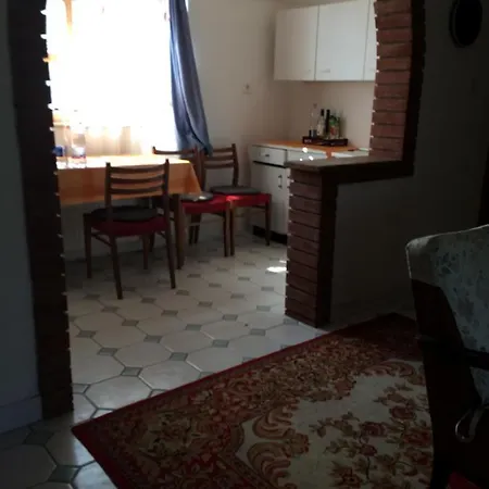 Shared With Garden Near Balaton زاماردي